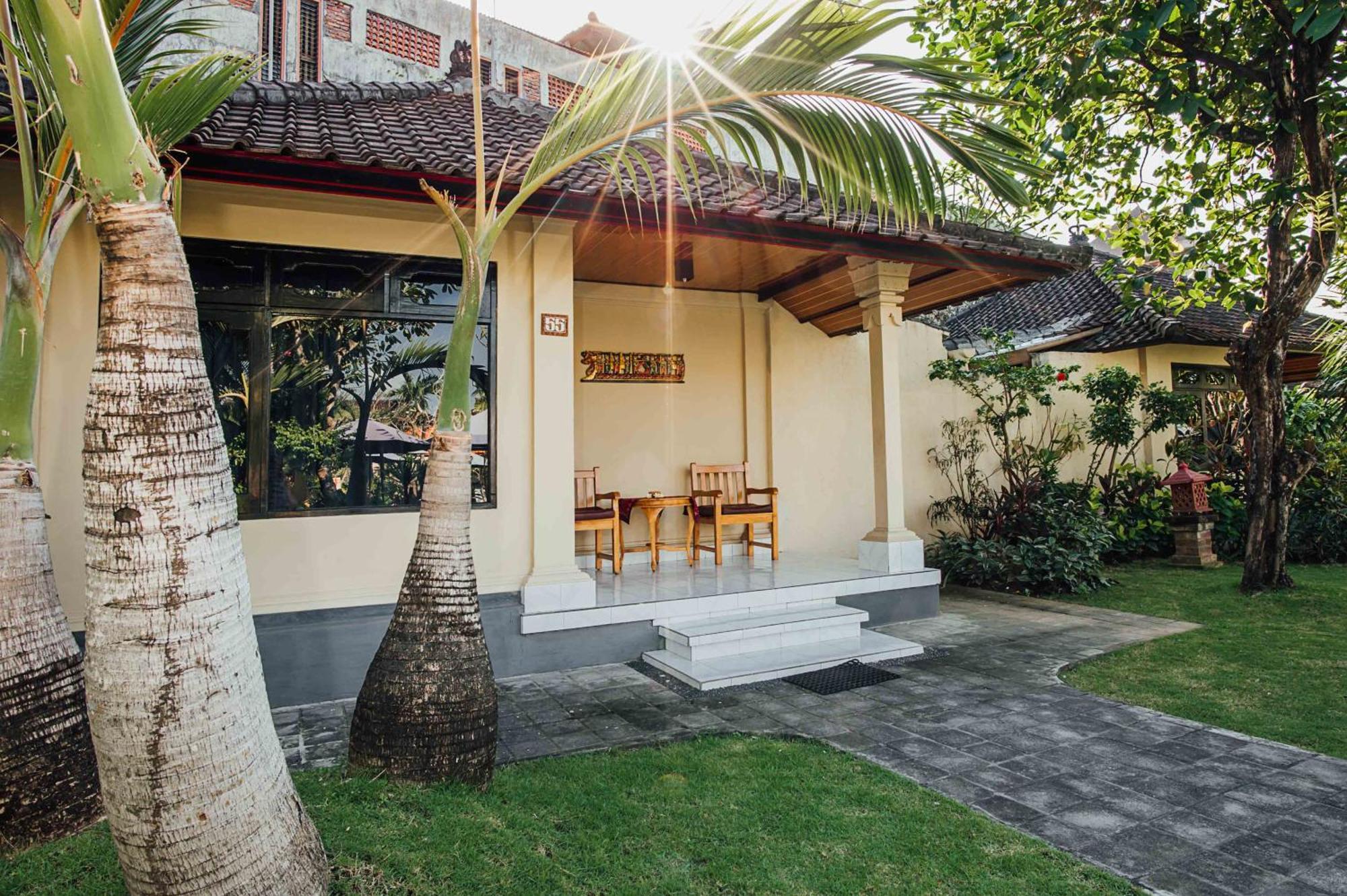 Resort Kuta Puri Bungalows, Villas&resort Kuta Lombok